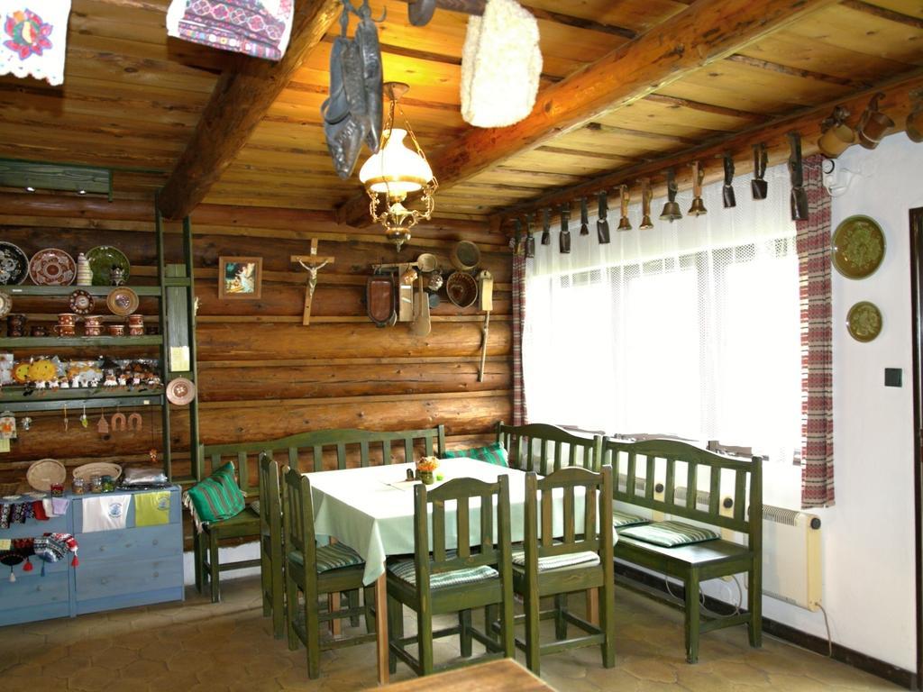 Penzion Encian Mýto pod Ďumbierom Exterior foto